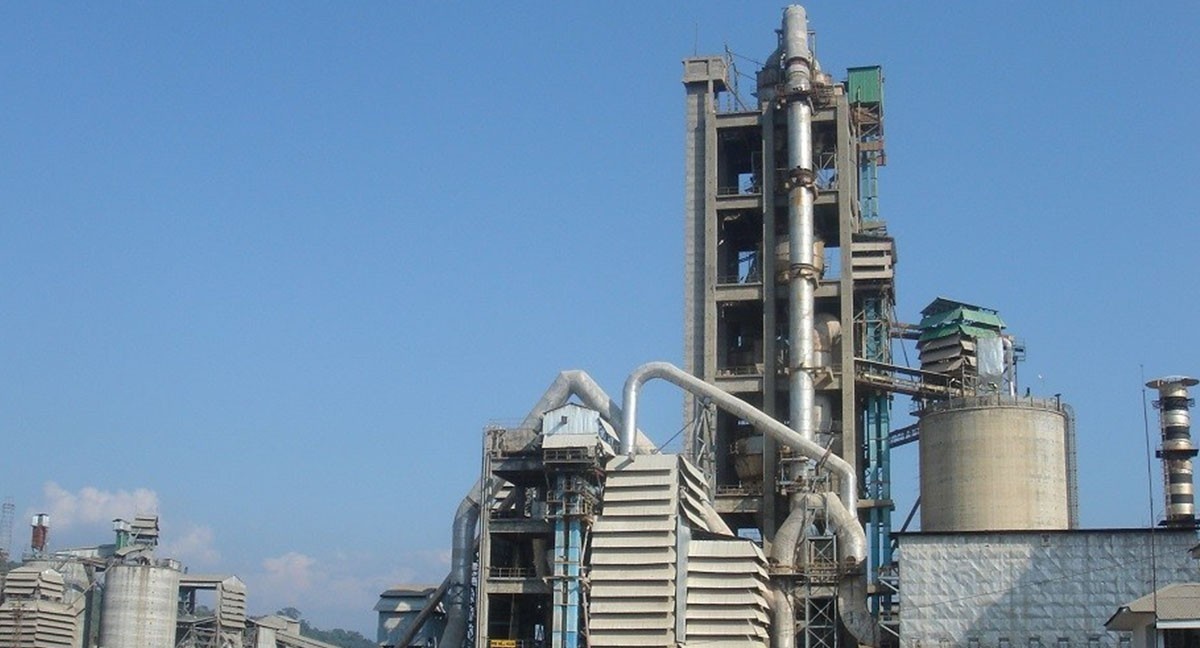 कोइला सकिएपछि हेटौँडा सिमेन्ट उद्योगकाे उत्पादन बन्द